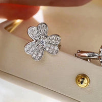 [Luckin Jewelry]CLOVER COMOS DIAMOND EARRINGS SILVER